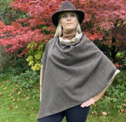 chocolate tweed wool poncho rose and bows