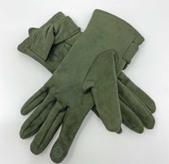 green-twist-gloves