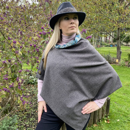 lightweight tweed poncho cape rose and bows